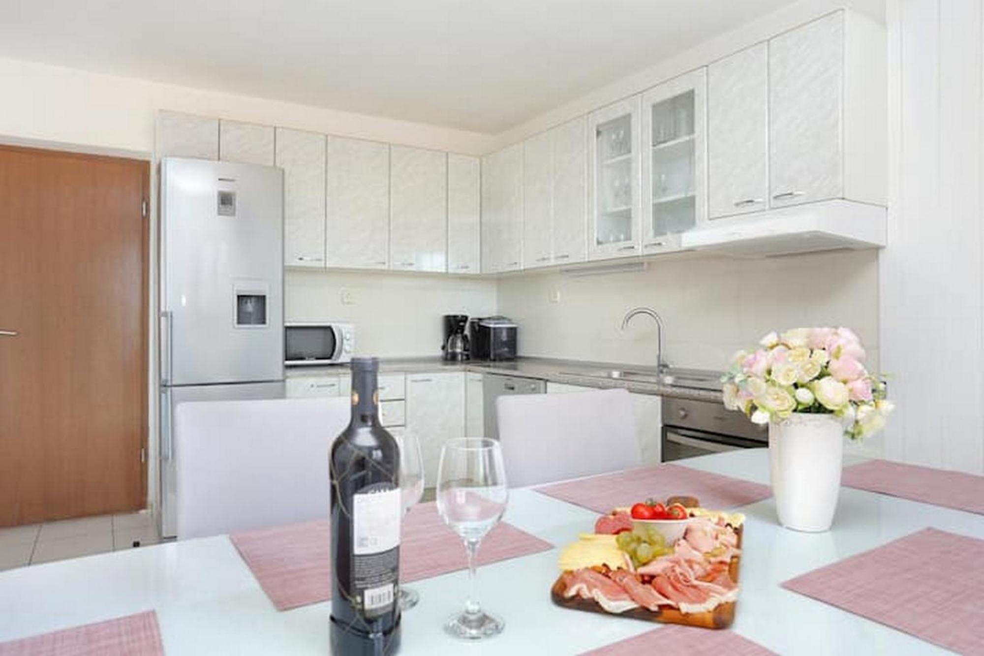 Holiday Home Mons Aureus Gornje Sitno エクステリア 写真