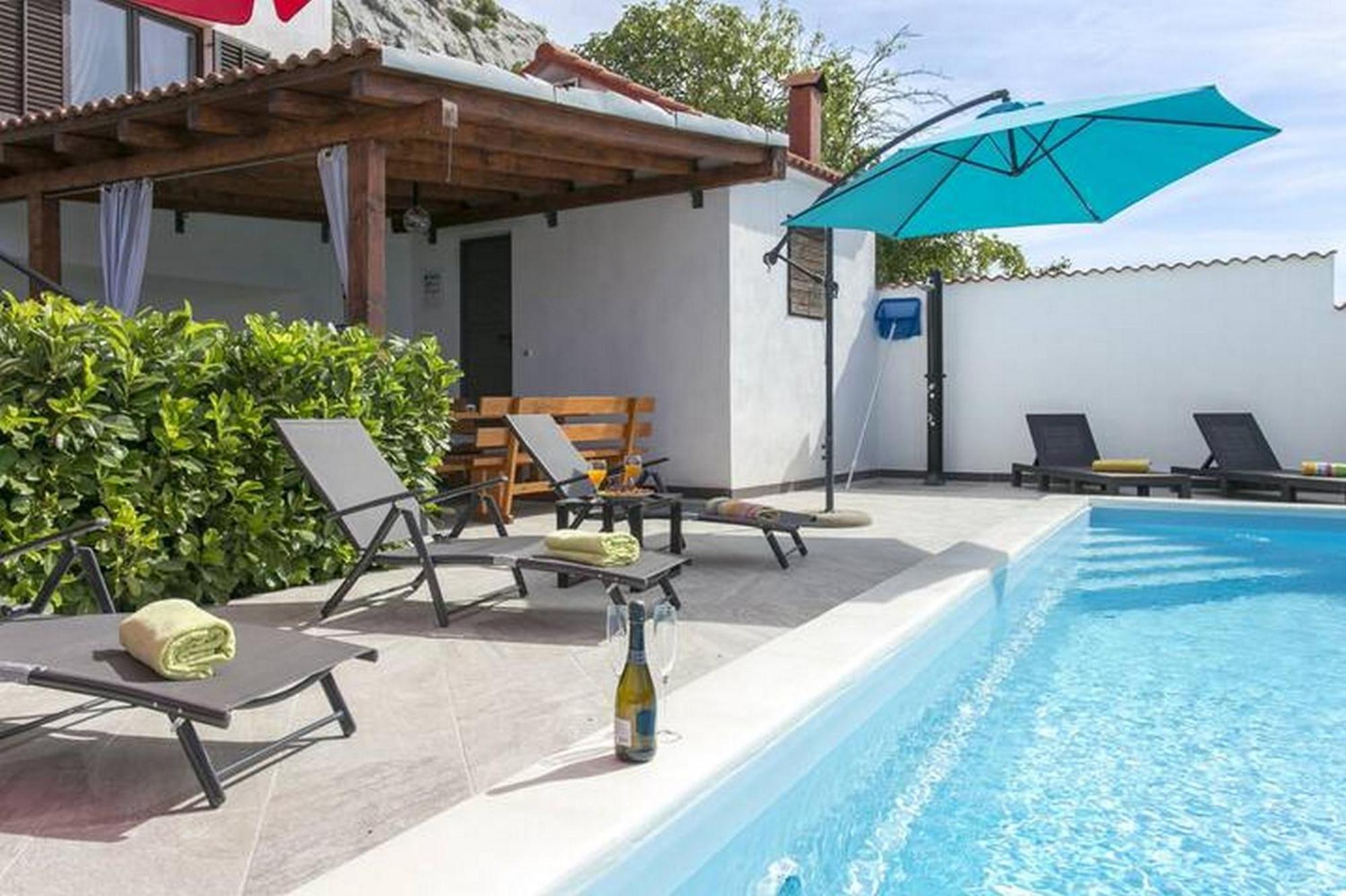Holiday Home Mons Aureus Gornje Sitno エクステリア 写真