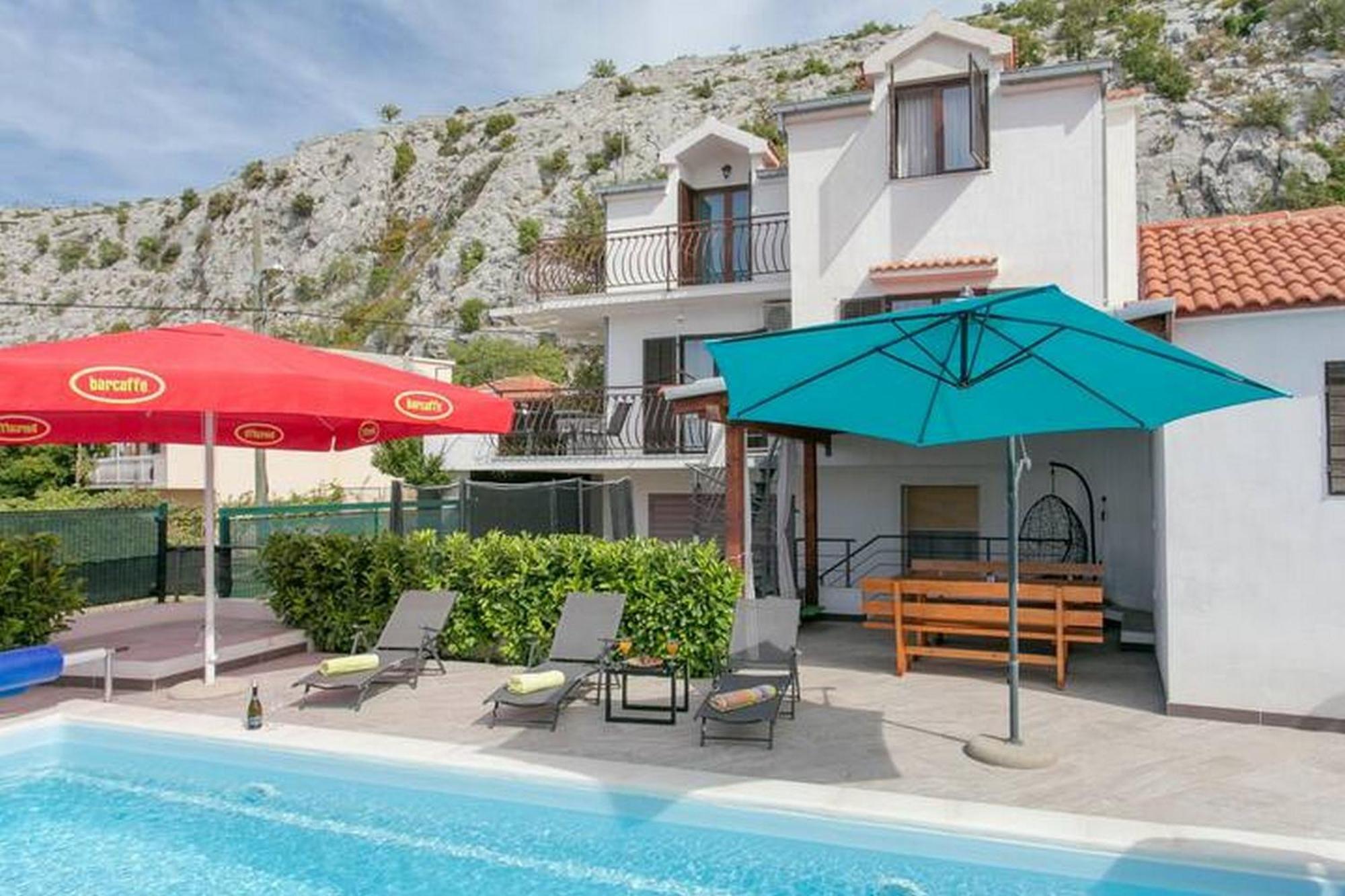Holiday Home Mons Aureus Gornje Sitno エクステリア 写真